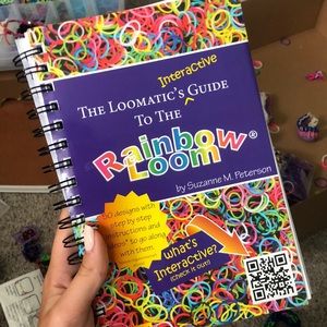 How to rainbow loom book